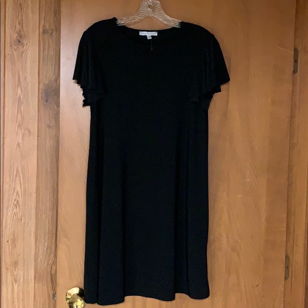 Annalee and hope dress size M